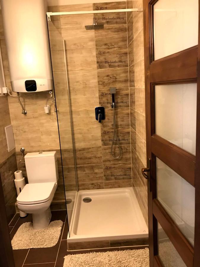 Dany Rose Apartman Apartment เอ็กเกอร์ ภายนอก รูปภาพ